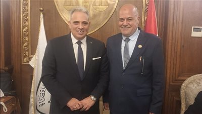 المستشار ثروت محمد يهنئ المستشار الجليل أبو الحسين قايد لتوليه مناصب عليا