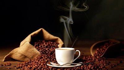 القهوة.. كنز الجمال الطبيعي لبشرة مشرقة وشعر صحي وجسم نشيط