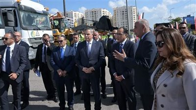 رئيس الوزراء يشهد اصطفاف مُعدات مُجابهة الأزمات استعداداً لموسم الشتاء بـ الإسكندرية