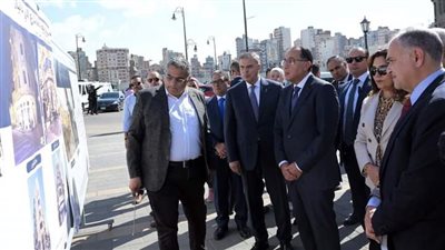 رئيس الوزراء: مشروعات التطوير بالإسكندرية تعزز المكانة الحضارية والثقافية والسياحية للمحافظة 