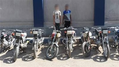 بأسلوب توصيل الأسلاك.. ضبط لصوص الدراجات النارية في المقطم 