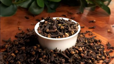 القرنفل: سر الوقاية من السرطان وتعزيز المناعة بشكل طبيعي