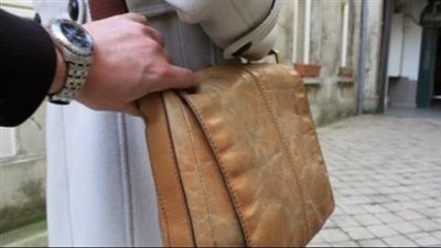 بأسلوب الخطف.. القبض على لص الحقائب في القاهرة