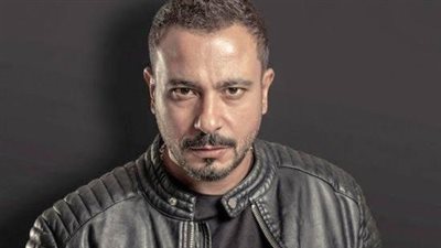 محمد نجاتي في صراع مع مصطفى شعبان بـ «حكيم الباشا»