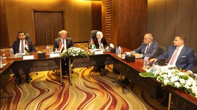 وزير النقل: سفن الجسر العربي للملاحة تصل لـ 10 وحدات للسياحة والبضائع