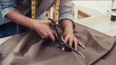 فرص عمل بمجال الخياطة داخل مصنع ملابس بـ الإسماعيلية.. إليك التفاصيل