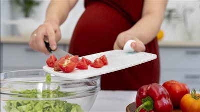 علاجات طبيعية وآمنة لنزلات البرد خلال فترة الحمل