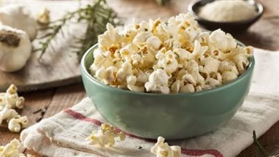 فوائد الفشار للصحة والرجيم: خيار مثالي لجسمك