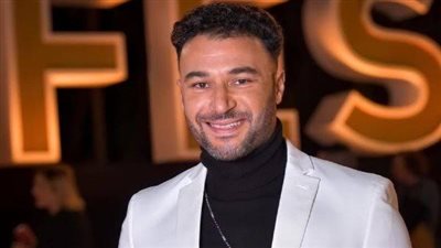 محمد العمروسي يكرم بدرع الشباب بمهرجان شرم الشيخ ويهدي التكريم لخطيبته