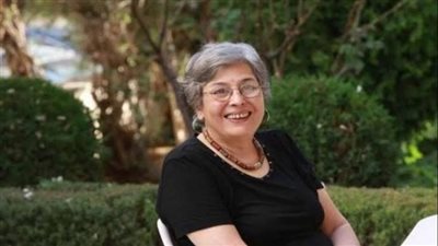 رضوى عاشور رحلة أدبية مليئة بالإبداعات النقدية