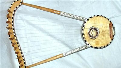 الثقافة: تسجيل آلة السمسمية بقائمة التراث الثقافي باليونسكو إنجازاً تاريخياً