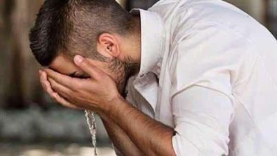 حكم الكلام أثناء الوضوء.. دار الإفتاء توضح الحكم الشرعي