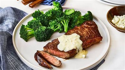 وصفة كيتو لحم البقر مع البروكلي المشوي: وجبة متكاملة للرجيم الصحي