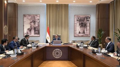 الرئيس يوجه بالاستغلال الأمثل للأراضي الشاطئية لإيجاد مجتمعات عمرانية سياحية مُخططة