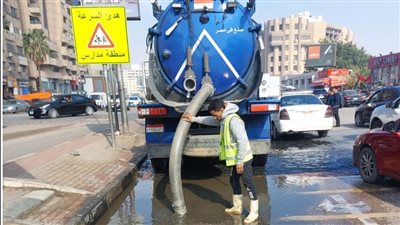 تحسباً لسقوط الأمطار.. محافظة القاهرة تنشر سيارات شفط المياه بالشوارع