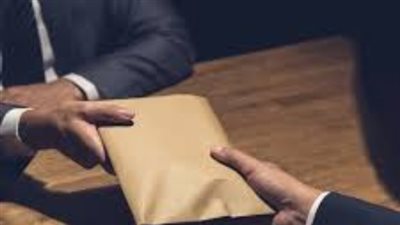 قرار قضائي جديد ضد المتهمين برشوة الجمارك الكبرى