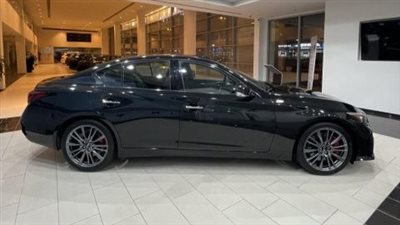 انفينيتي Q50 موديل 2025: التصميم الجديد والأداء المذهل