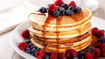 على طريقة الشيف نادية السيد.. البان كيك بمكونات بسيطة