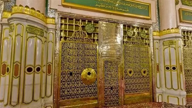 قبر النبي صلى الله