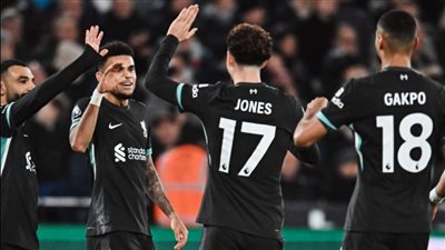 ليفربول يسحق وست هام بخماسية بالدوري الإنجليزي الممتاز