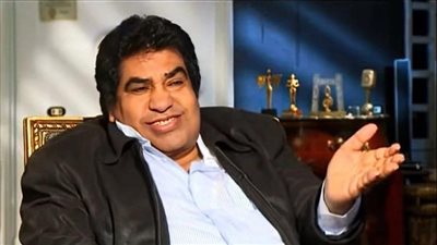 عبد الوهاب يعبر عن إعجابه بصوت أحمد عدوية: صوتك حلو وحافظ عليه