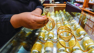 سعر الذهب اليوم الخميس 20-2-2025 بالأسواق.. تراجع جديد أم استقرار؟