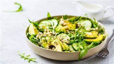 كيف تغير السلطة الخضراء حياتك وصحتك بشكل مذهل؟