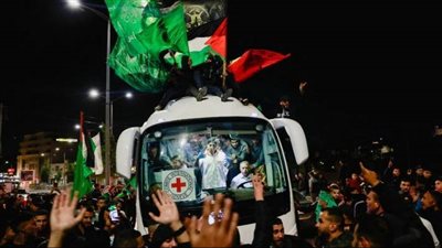 مكتب الأسرى: الإفراج عن 183 أسيرا فلسطينيا من السجون الإسرائيلية