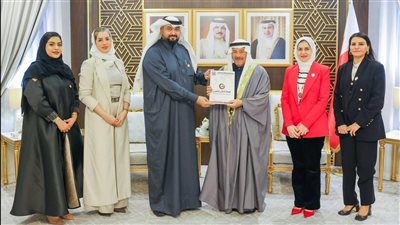 رئيس مجلس الشورى يشيد بالمبادرات المجتمعية والبرامج النوعية لتطوير العمل القانوني