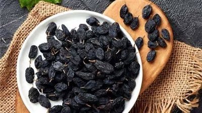 الزبيب: فوائده الصحية وأضراره وأفضل أوقات تناوله