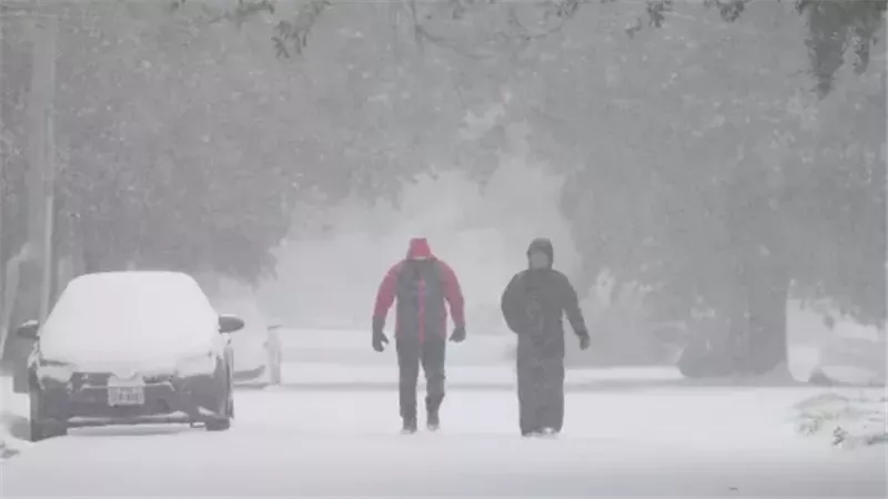 عاصفة ثلجية