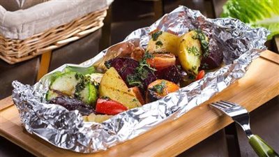 طريقة تحضير ورقة اللحمة.. وجبة شهية ومثالية لتجمعات العائلة