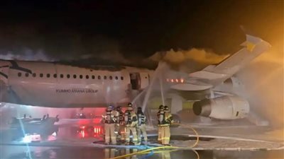 اشتعال النيران في طائرة ركاب داخل محركها أثناء الإقلاع من هيوستن