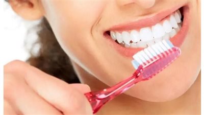 كارثة صحية.. هل يمكن لتنظيف الفم أن يقودك إلى السكتة الدماغية؟