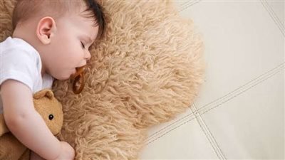 متلازمة الموت المفاجئ.. البطانية مسؤولة عن حالات اختناق الأطفال