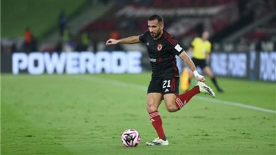 وكيل أعمال علي معلول: اللاعب قرر الرحيل عن الأهلي والشكر لجماهيره العظيمة