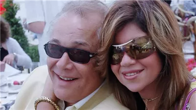 بوسي شلبي تكشف حقيقة طلاقها من النجم محمود عبد العزيز