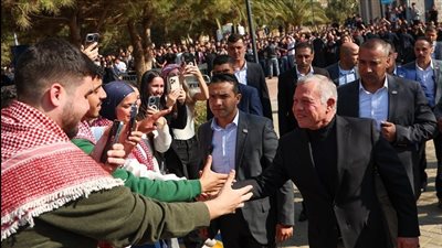 حشد شعبى لاستقبال الملك عبد الله الثانى دعما لموقفه الرافض لتهجير الفلسطينيين