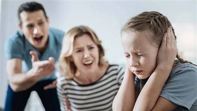 هل يؤثر الصراخ على الطفل في بناء شخصيته وثقته بنفسه؟