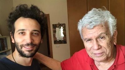 الموت يغيب والد الفنان كريم قاسم