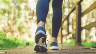 أيهما يمنح قلبك فوائد أكبر؟.. المشي الصباحي أم الجري المسائي