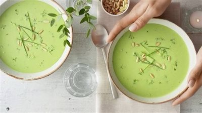 أسهل طريقة لتحضير شوربة الكريمة بالخضار بطعم لذيذ ومغذي