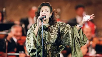 الموت يغيب الفنانة نعيمة سميح وسميرة سعيد تنعيها