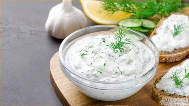 سلطة الزبادي