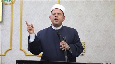 لنشر الوعي.. المستشار الديني لعمال مصر يقدم محاضرة حول لعلكم تتقون