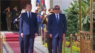 السيسي ونظيره الفرنسى يشهدان توقيع عددا من الاتفاقيات في مجالات مختلفة
