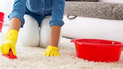 قبل عيد الفطر.. طريقة فعّالة لتنظيف السجاد بدون ماء بسهولة