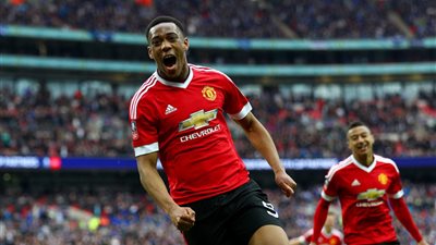 بعد 10 أهداف و6 تمريرات حاسمة.. يونايتد يتحرك لخطف جناح غانا