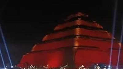 ليلى زاهر وهشام جمال.. يحتفلان بزفاف أسطوري في هرم سقارة