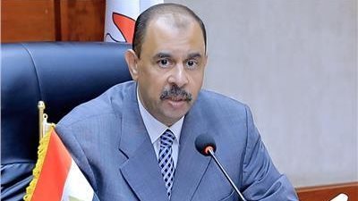 لا تهاون مع الفساد.. عبد الفتاح سراج يحيل «مناقصة مشبوهة» للتحقيق